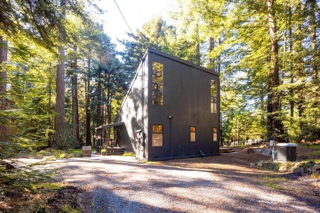 Modern House W. Fast Internet In 1 Acre Land Villa Occidental Екстериор снимка
