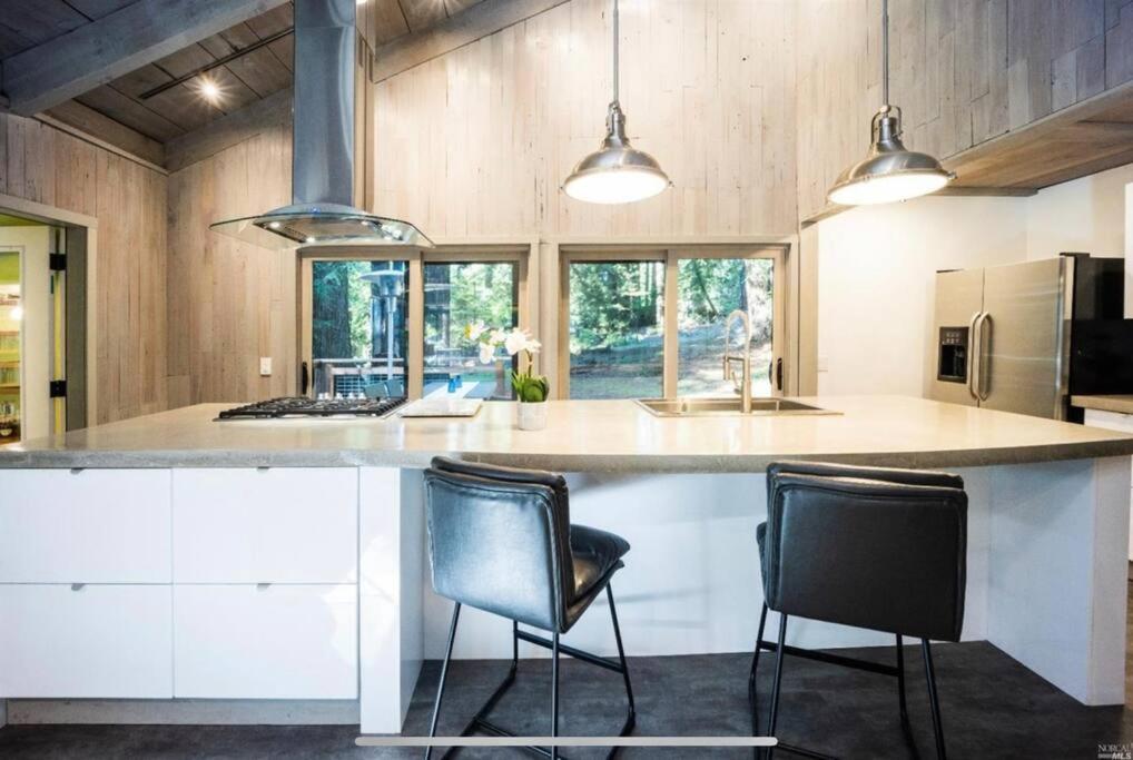 Modern House W. Fast Internet In 1 Acre Land Villa Occidental Екстериор снимка