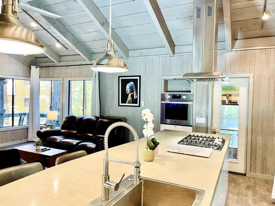 Modern House W. Fast Internet In 1 Acre Land Villa Occidental Екстериор снимка